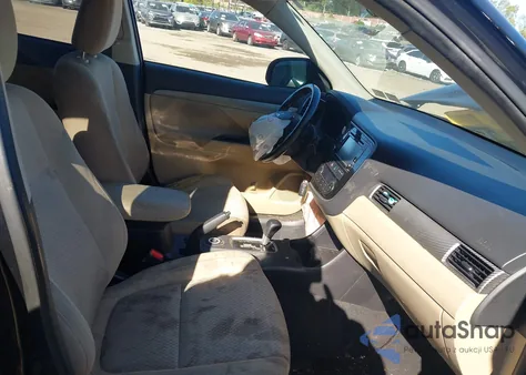 2016 Mitsubishi Outlander Es/Se/Sel from USA, damaged, VIN JA4AZ3A33GZ008081